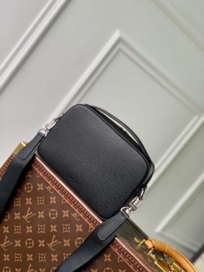 Bolso Messenger Avenue Louis Vuitton - Imagen 3