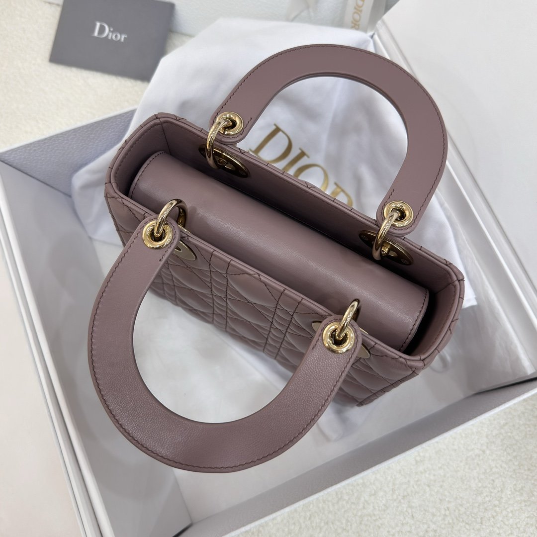 Bolso pequeño Lady Dior - Imagen 7