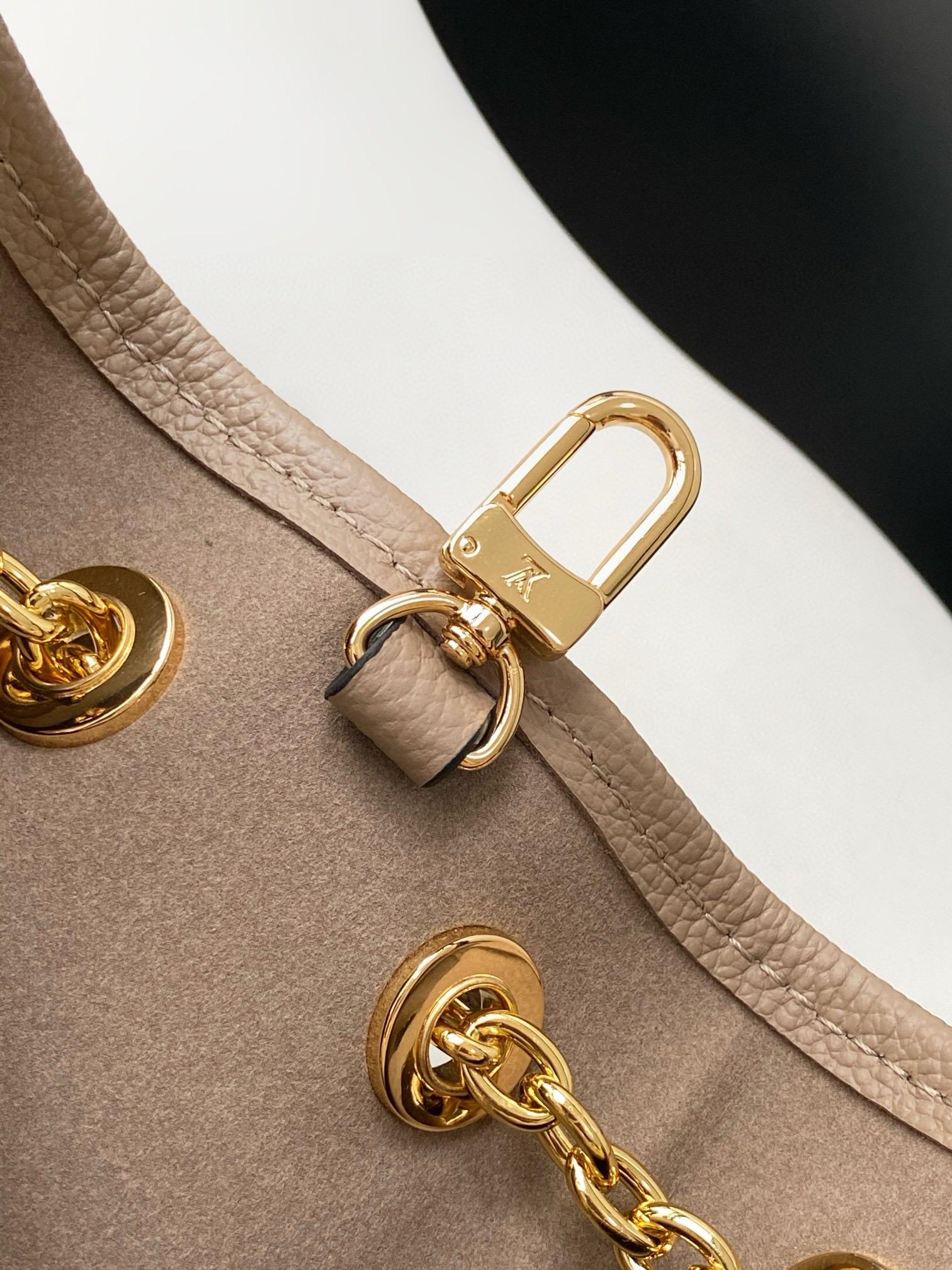 Bolso Bundle Louis Vuitton - Imagen 6