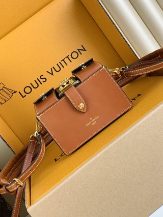 Bolso Pic Trunk LOUIS VUITTON - Imagen 4