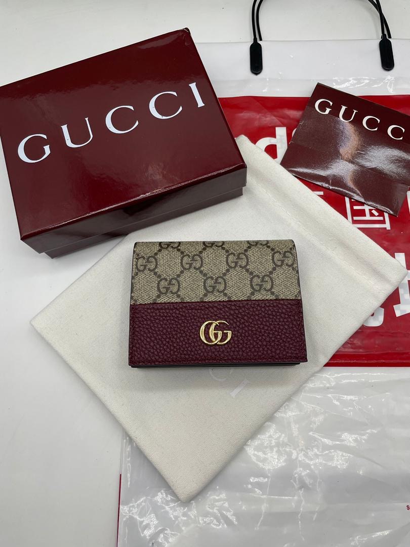 Cartera con tarjetero GG Marmont bicolor Gucci