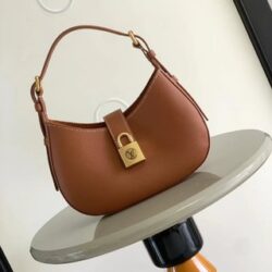 Bolso de hombro Low Key LOUIS VUITTON