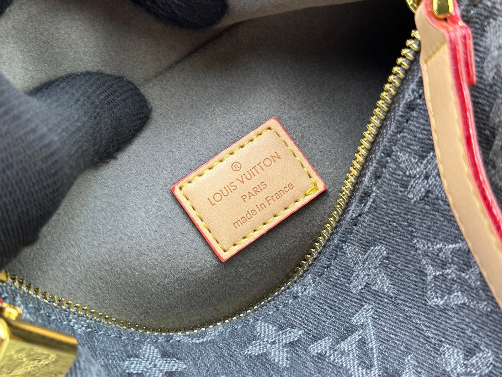 Bolso Side Trunk MM Louis Vuitton - Imagen 9
