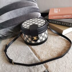 BOLSO TAMBOUR MEDIANO DE TEJIDO CON BORDADO TRIOMPHE CELINE