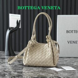 Bolso Parachute pequeñoBottega Veneta
