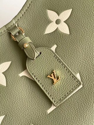 Bolso CarryAll MM LOUIS VUITTON - Imagen 6