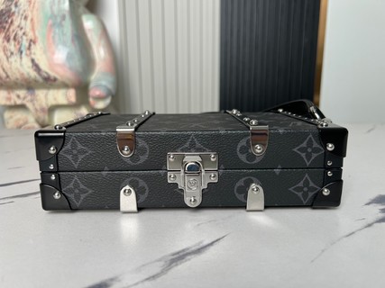 Bolso Neo Wallet Trunk LOUIS VUITTON - Imagen 3