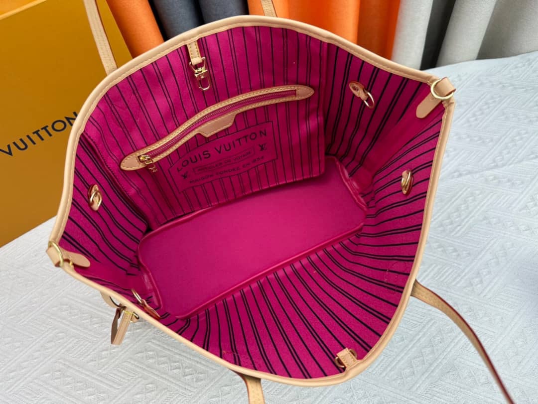 Bolso Neverfull Inside Out MM con bandolera Louis Vuitton - Imagen 7