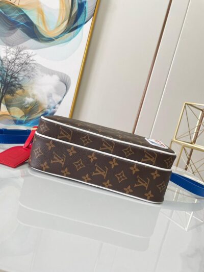 BOLSO MESSENGER LVNBA Louis Vuitton - Imagen 4