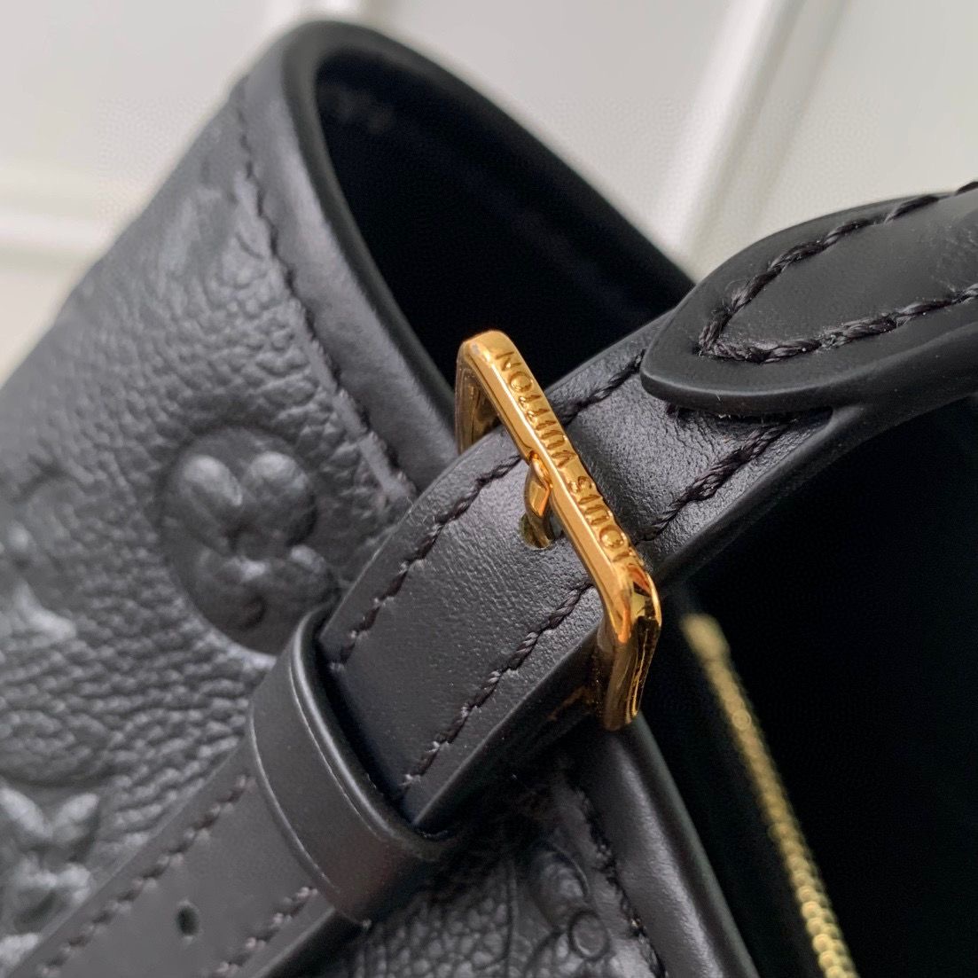 Bolso Babylone Tote PM Louis Vuitton (con chip) - Imagen 6