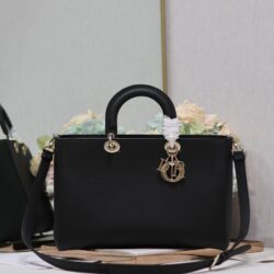 Bolso Grande Lady D-Sire Dior