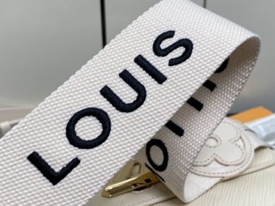 Bolso Twist MM LOUIS VUITTON - Imagen 14