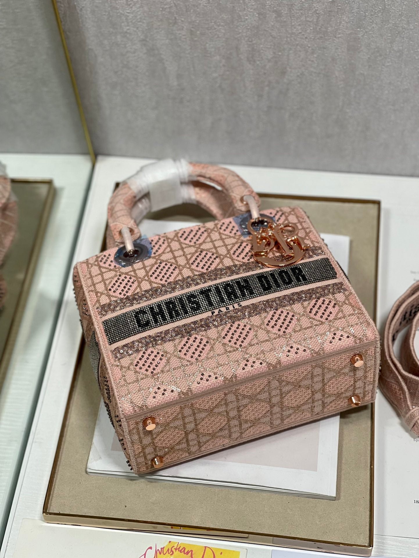 Bolso mediano Lady D-Lite DIOR - Imagen 5