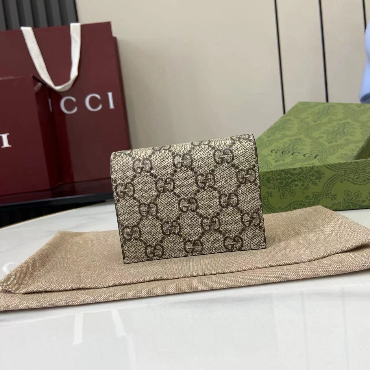 Cartera con tarjetero GG Marmont bicolor Gucci - Imagen 4