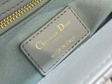 Bolso mini Lady Dior DIOR - Imagen 9