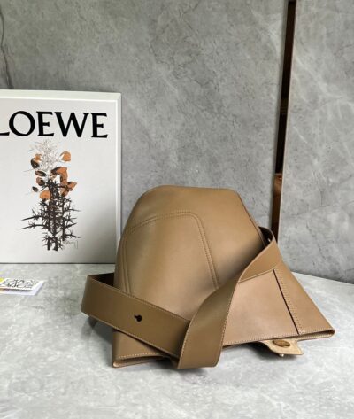 Bolso Pebble Bucket mediano LOEWE - Imagen 5