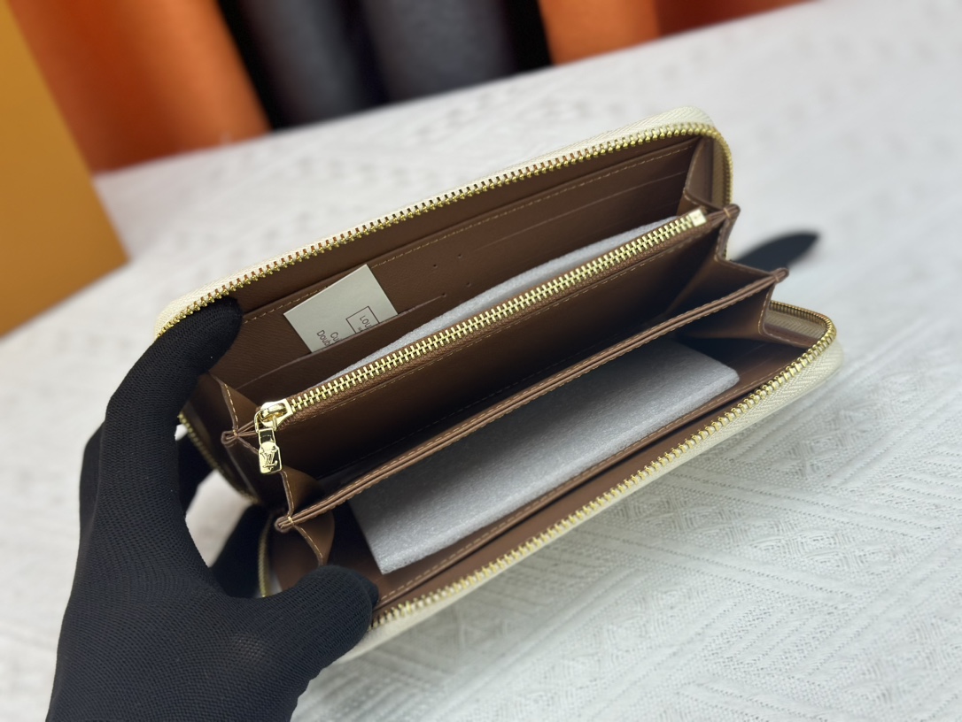 Cartera Zippy Louis Vuitton - Imagen 7