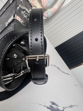 Bolso Neo Wallet Trunk LOUIS VUITTON - Imagen 7