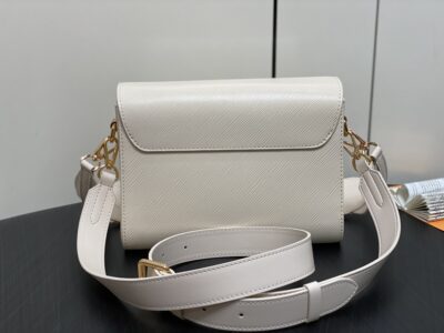 Bolso Twist MM LOUIS VUITTON - Imagen 12