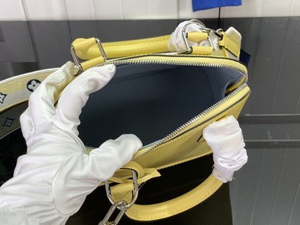 Bolso Alma BB LOUIS VUITTON - Imagen 9