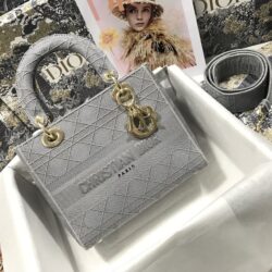 Bolso mediano Lady D-Lite DIOR