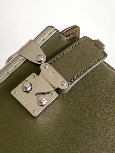 Bolso Slim Trunk Louis Vuitton - Imagen 5