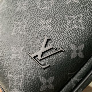 Mochila Bandolera Avenue PM LOUIS VUITTON - Imagen 6