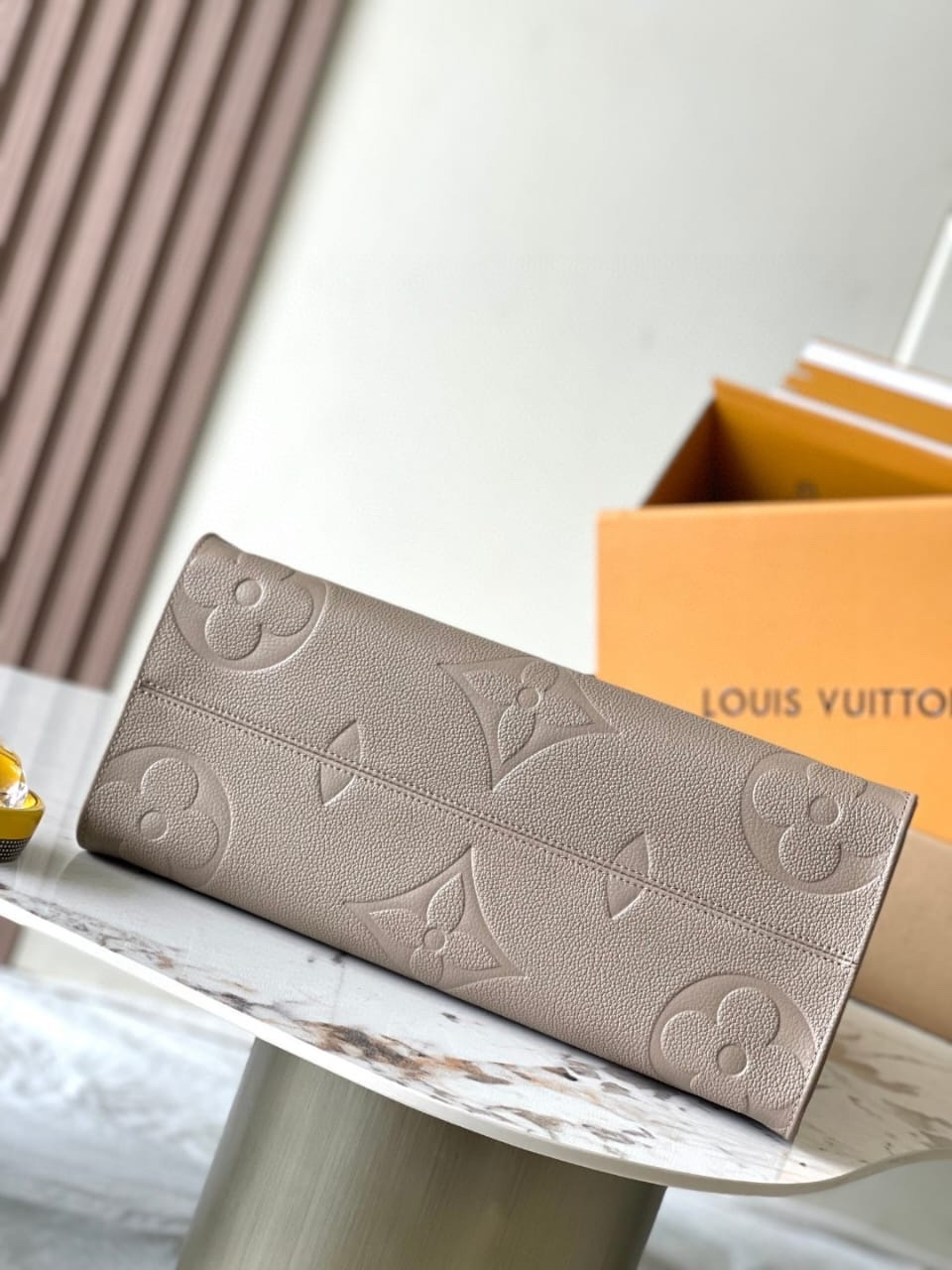 Bolso OnTheGo MM Louis Vuitton - Imagen 4