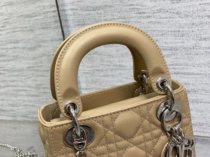 Bolso mini Lady Dior DIOR - Imagen 9