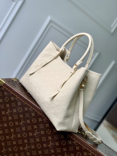 Bolso Babylone Tote MM  Louis Vuitton - Imagen 2