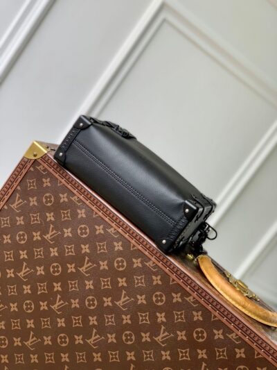 Bolso Side Trunk PM LOUIS VUITTON - Imagen 5