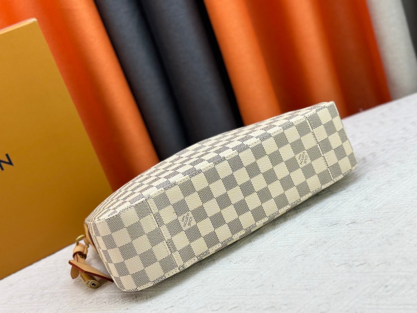 Bolso Slouchy PM Louis Vuitton - Imagen 5