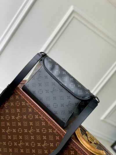 Bolso Messenger Pulse Louis Vuitton - Imagen 3