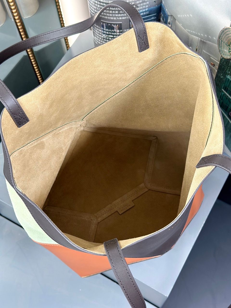 Bolso Puzzle Fold tote mediano Loewe - Imagen 8