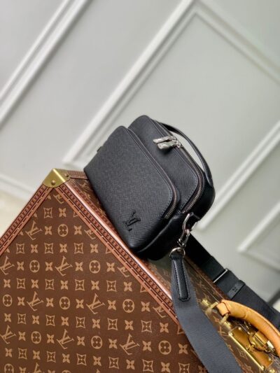 Bolso Messenger Avenue Louis Vuitton - Imagen 2