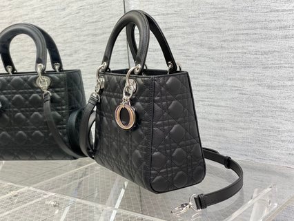 Bolso mediano Lady Dior DIOR - Imagen 6
