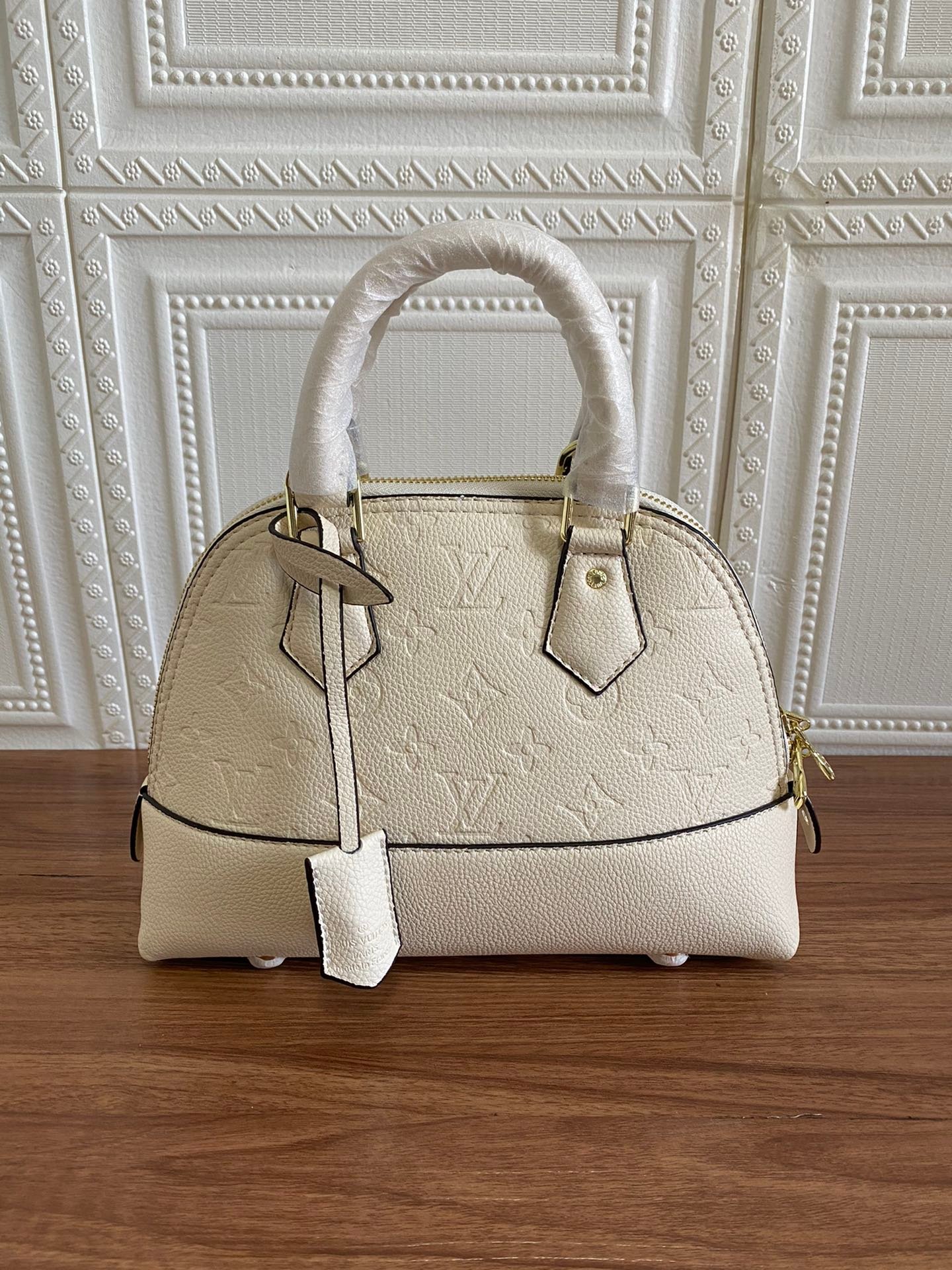 Bolso Alma BB Louis Vuitton