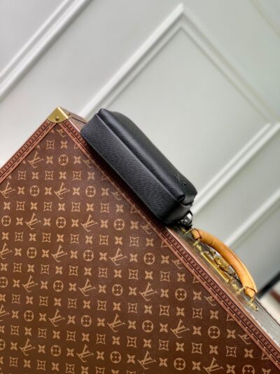 Bolso Messenger Avenue Louis Vuitton - Imagen 4