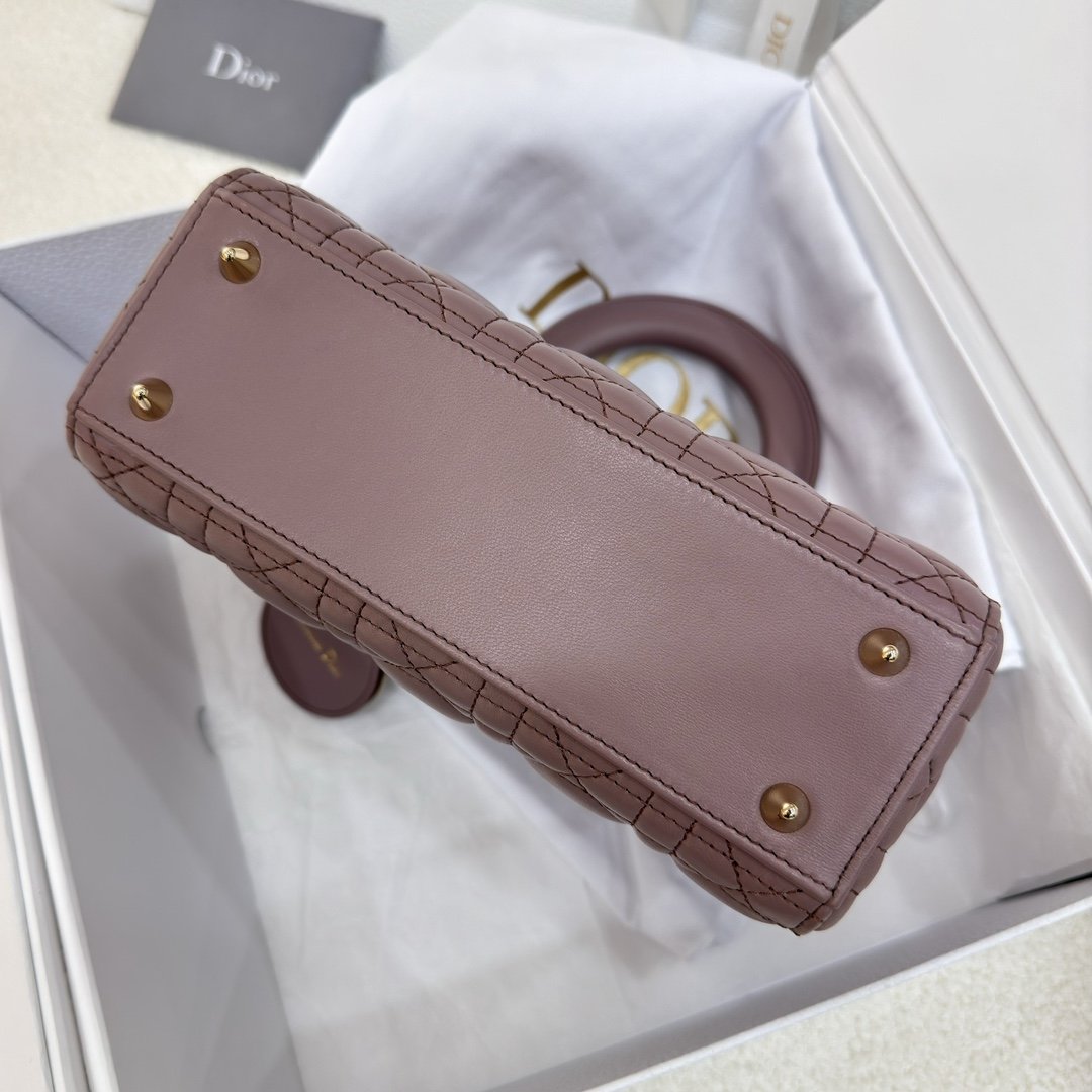Bolso pequeño Lady Dior - Imagen 6