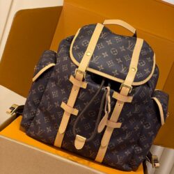 Mochila Christopher East West MM Louis Vuitton