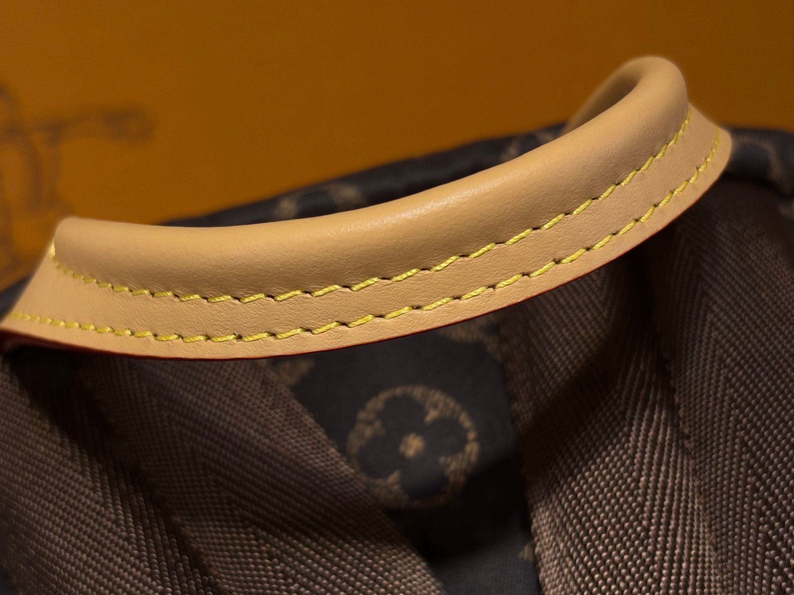 Mochila Track MM Louis Vuitton - Imagen 6