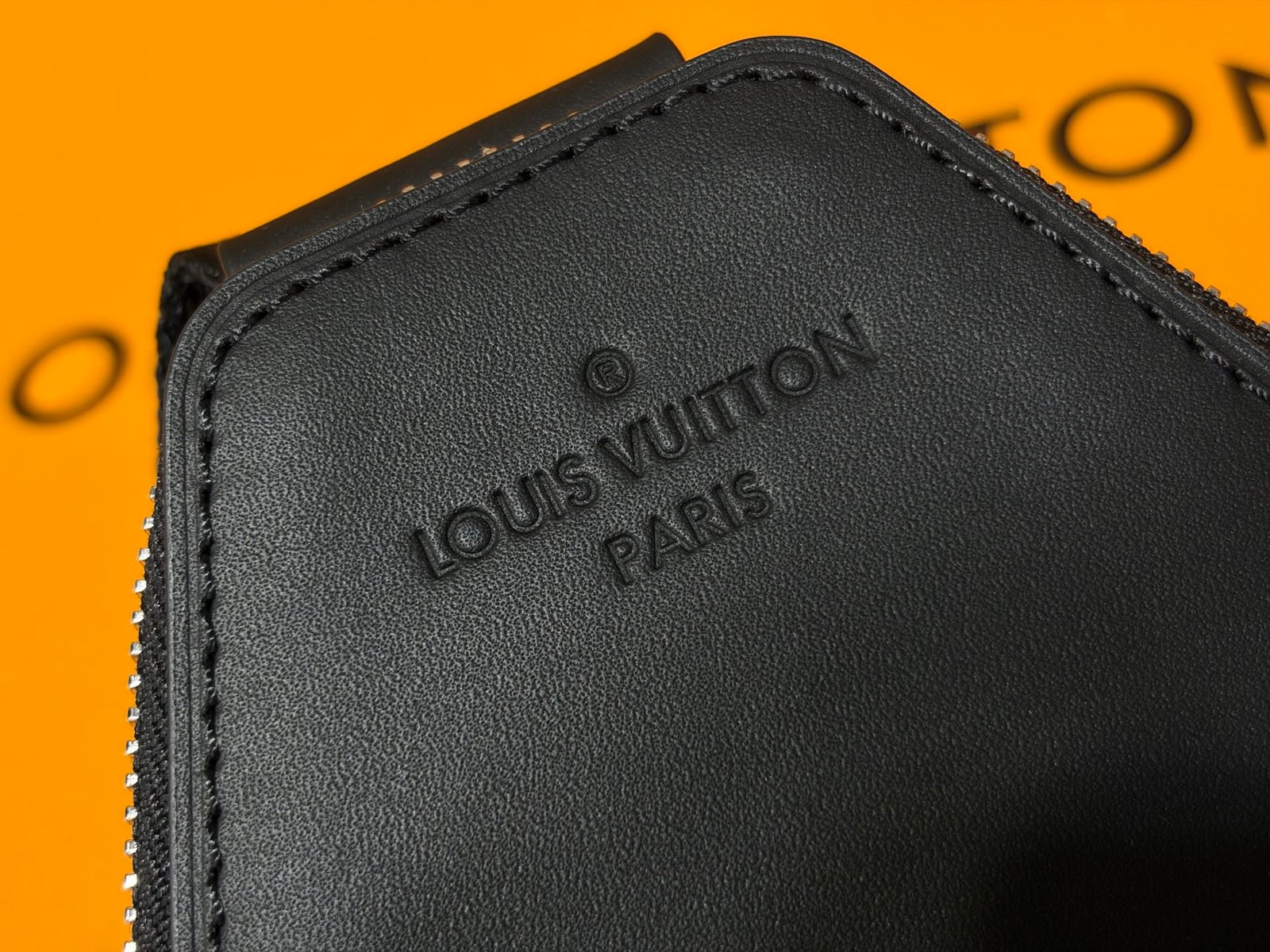 Mochila bandolera Avenue NM Louis Vuitton - Imagen 6