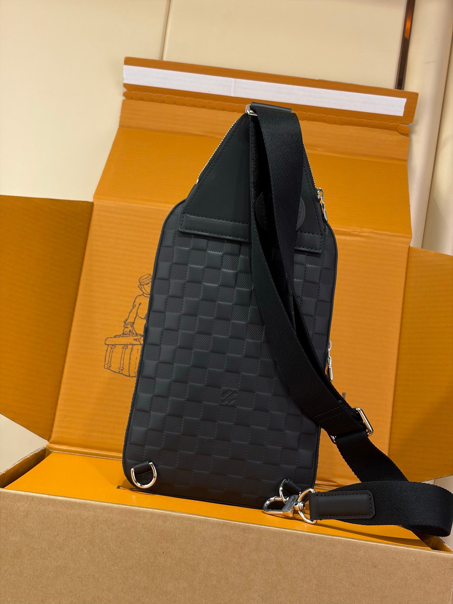 Mochila bandolera Avenue NM Louis Vuitton - Imagen 3