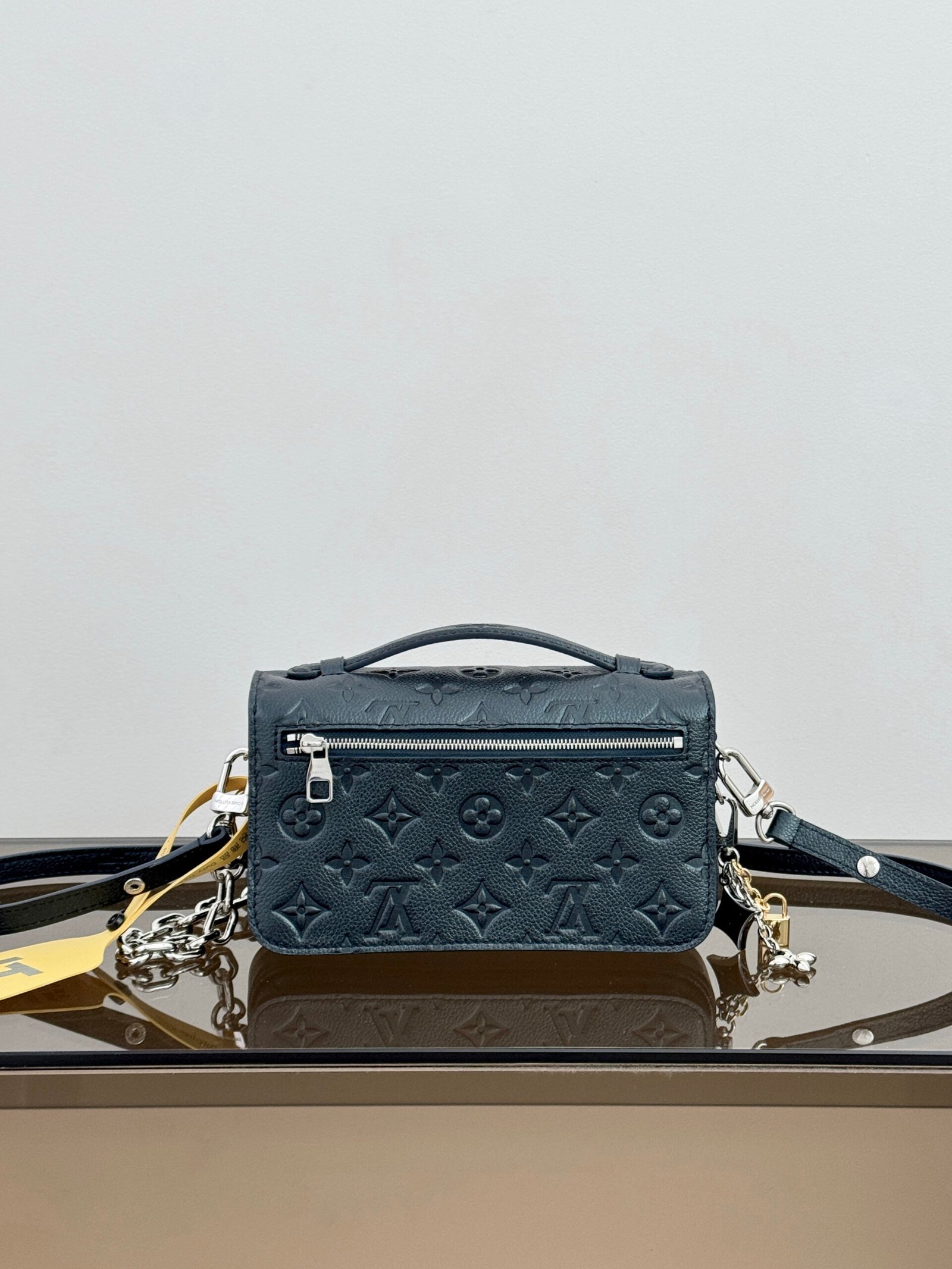 Bolso Pochette Métis East West Louis Vuitton - Imagen 3