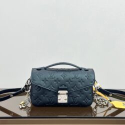 Bolso Pochette Métis East West Louis Vuitton