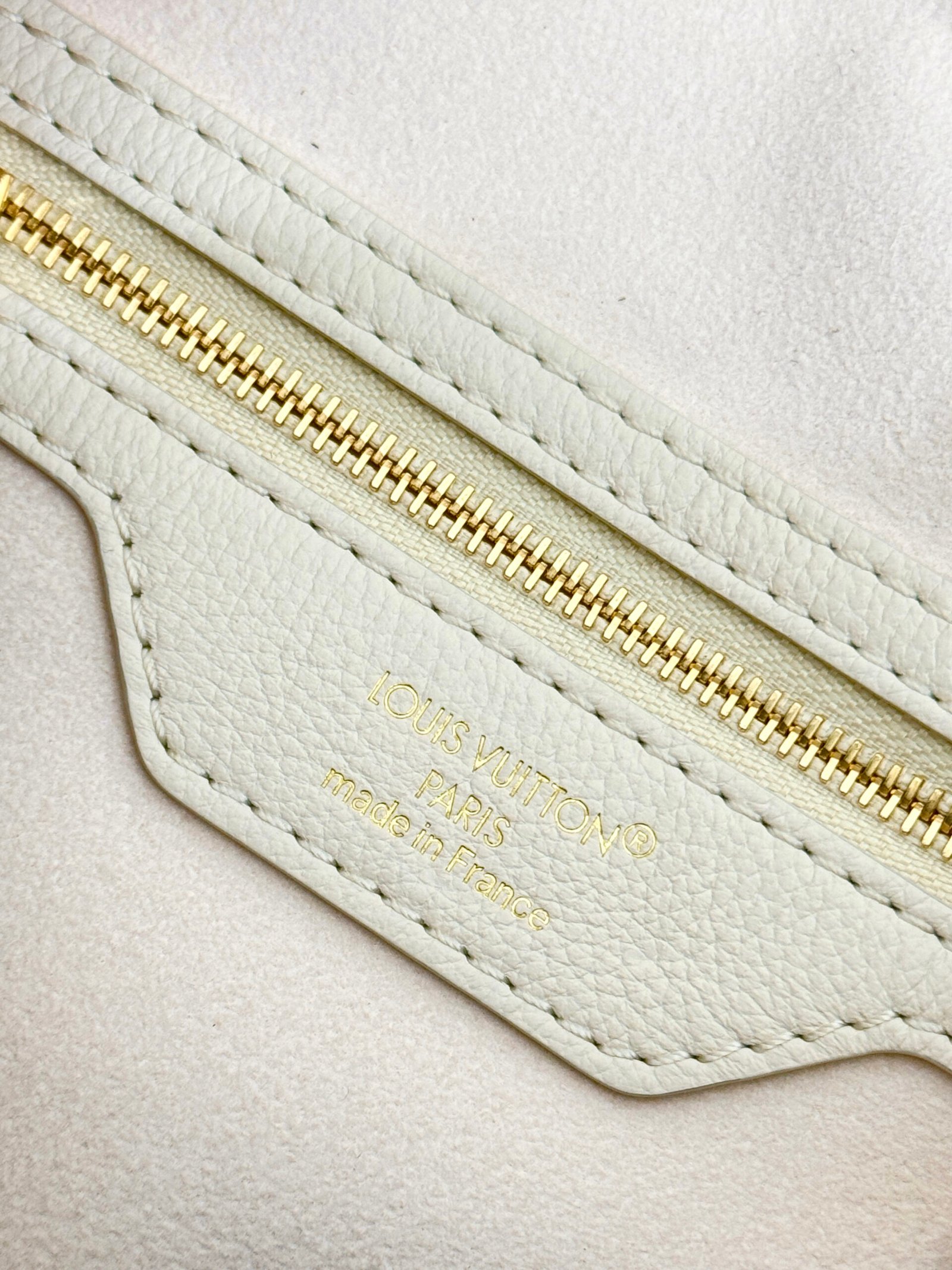 Bolso Speedy 25 con bandolera Louis Vuitton - Imagen 9