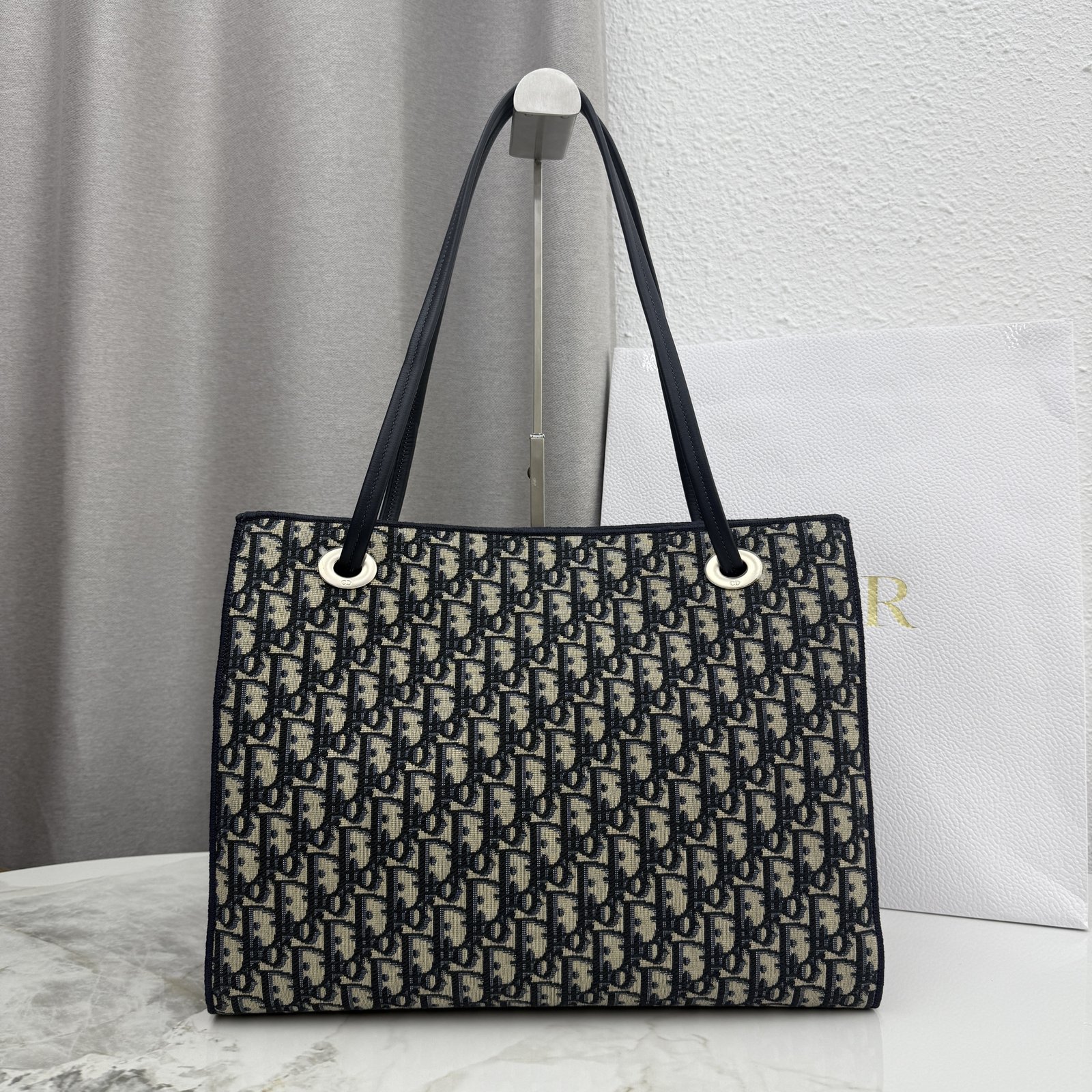 Bolsa de compras de mediano Dior Promenade - Imagen 4