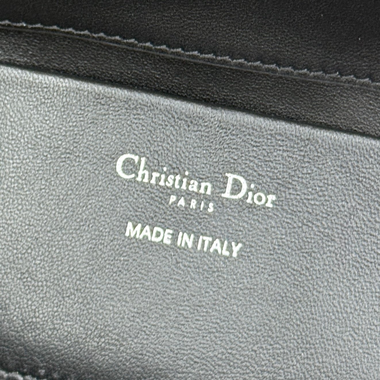 Bolso tote vertical pequeño Dior Toujours - Imagen 9