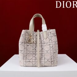 Bolso tote vertical mediano Dior Toujours