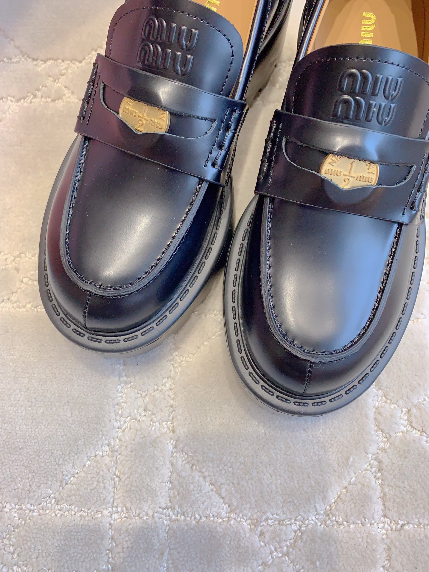 Mocasines de piel Miu Miu - Imagen 6